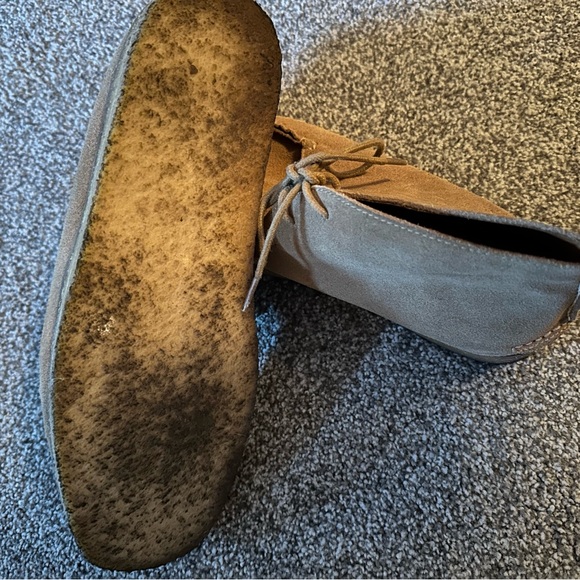 Men’s chukka boots
